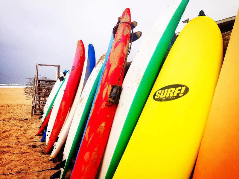 Carcavelos Surf House Extérieur photo